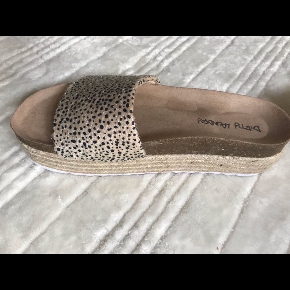 Samdals - Picture 2 of 2